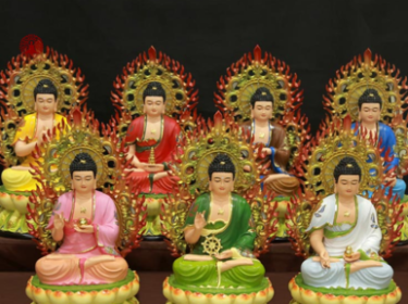 Những điều kiêng kỵ khi đặt tượng Phật trong nhà và nơi làm việc