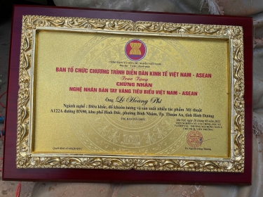 Xưởng Sản Xuất Composite Cao Cấp: Chất Lượng Vượt Trội,  Chuyên Biệt