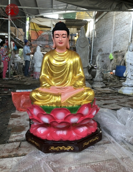 Tượng Bổn sư Thích Ca