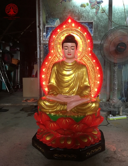 Tượng Bổn sư Thích Ca