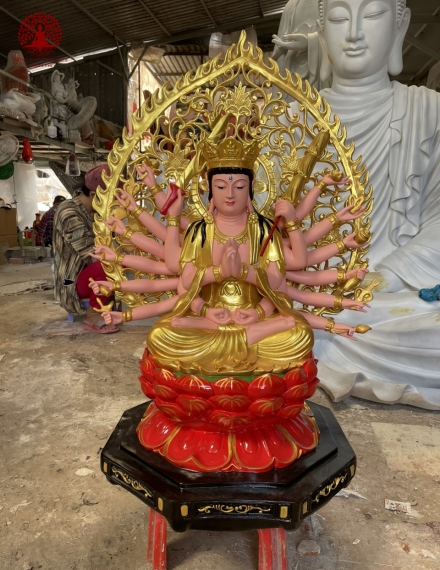 Tượng Thiên Thủ Thiên Nhãn + Chuẩn Đề