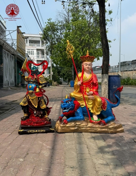 tượng phật địa tạng đế thính